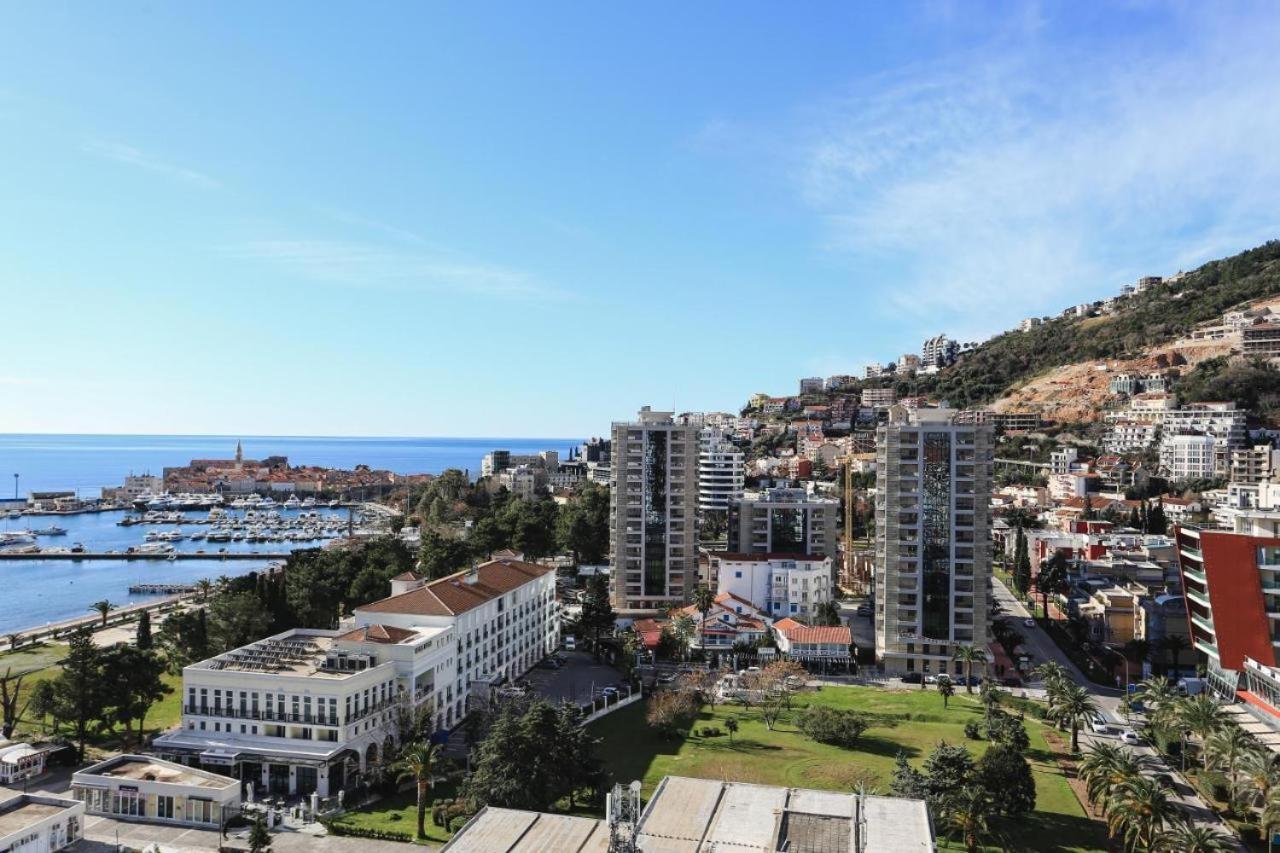 בודווה Apartments Lux מראה חיצוני תמונה