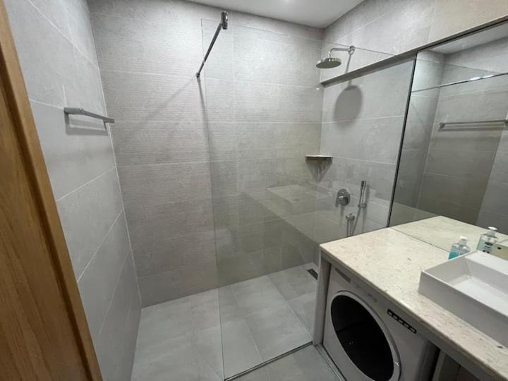 בודווה Apartments Lux מראה חיצוני תמונה
